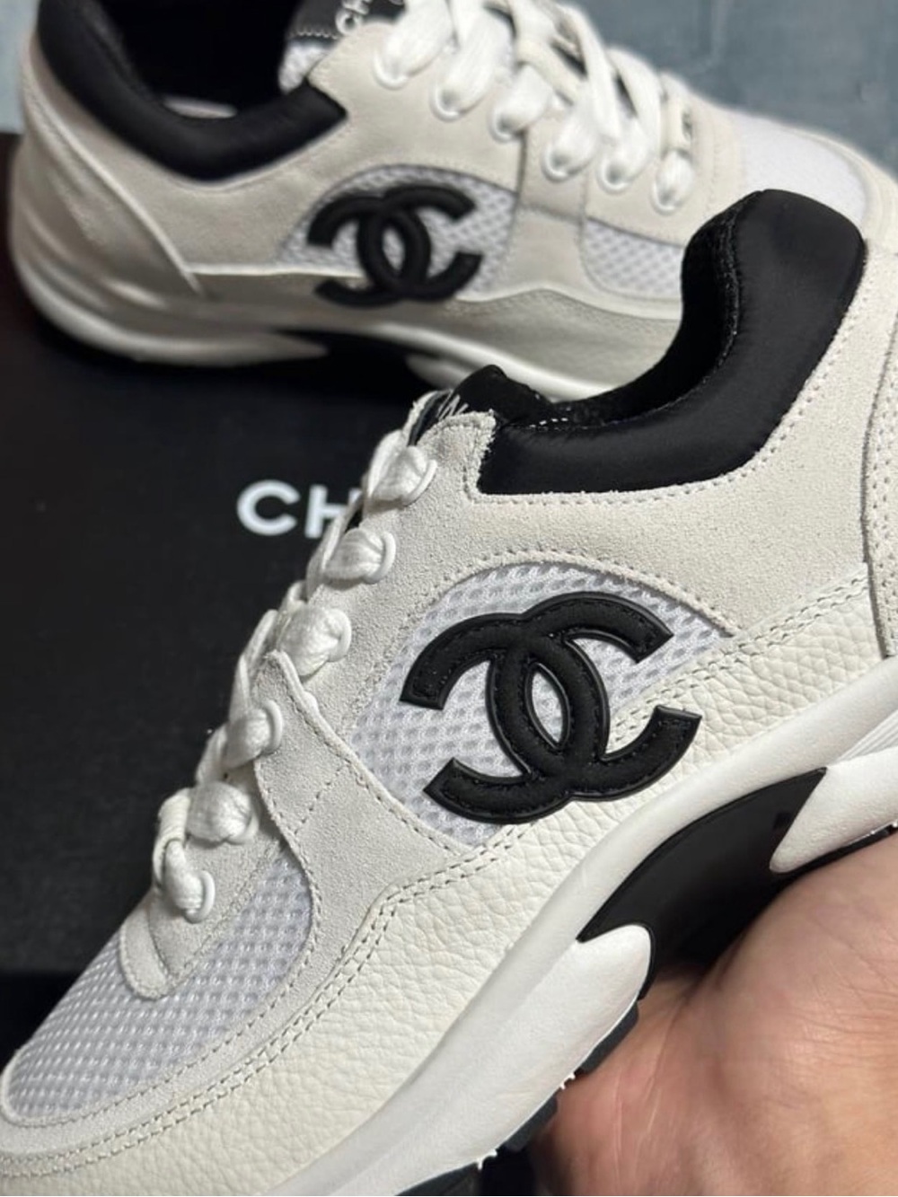 CHANEL CC RUNNER - Picture 8 of 8